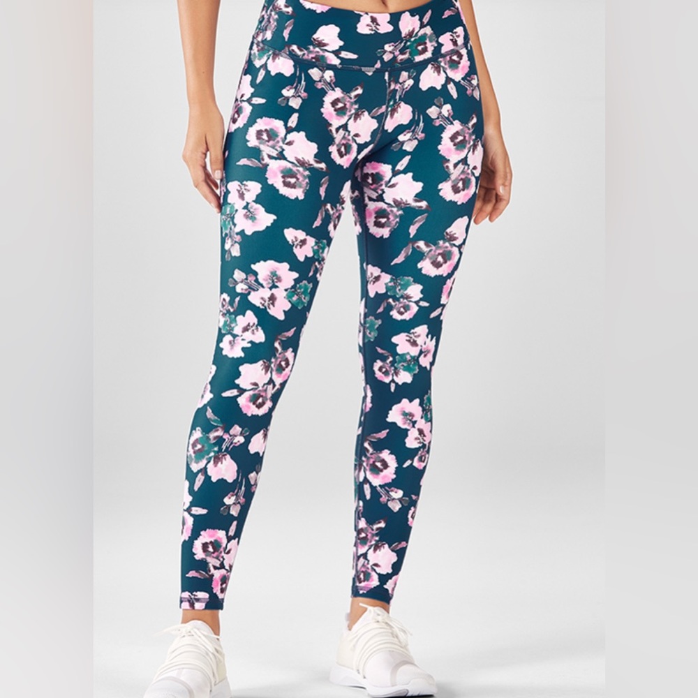 Fabletics ‘Define Powerhold’ Mid-rise Leggings